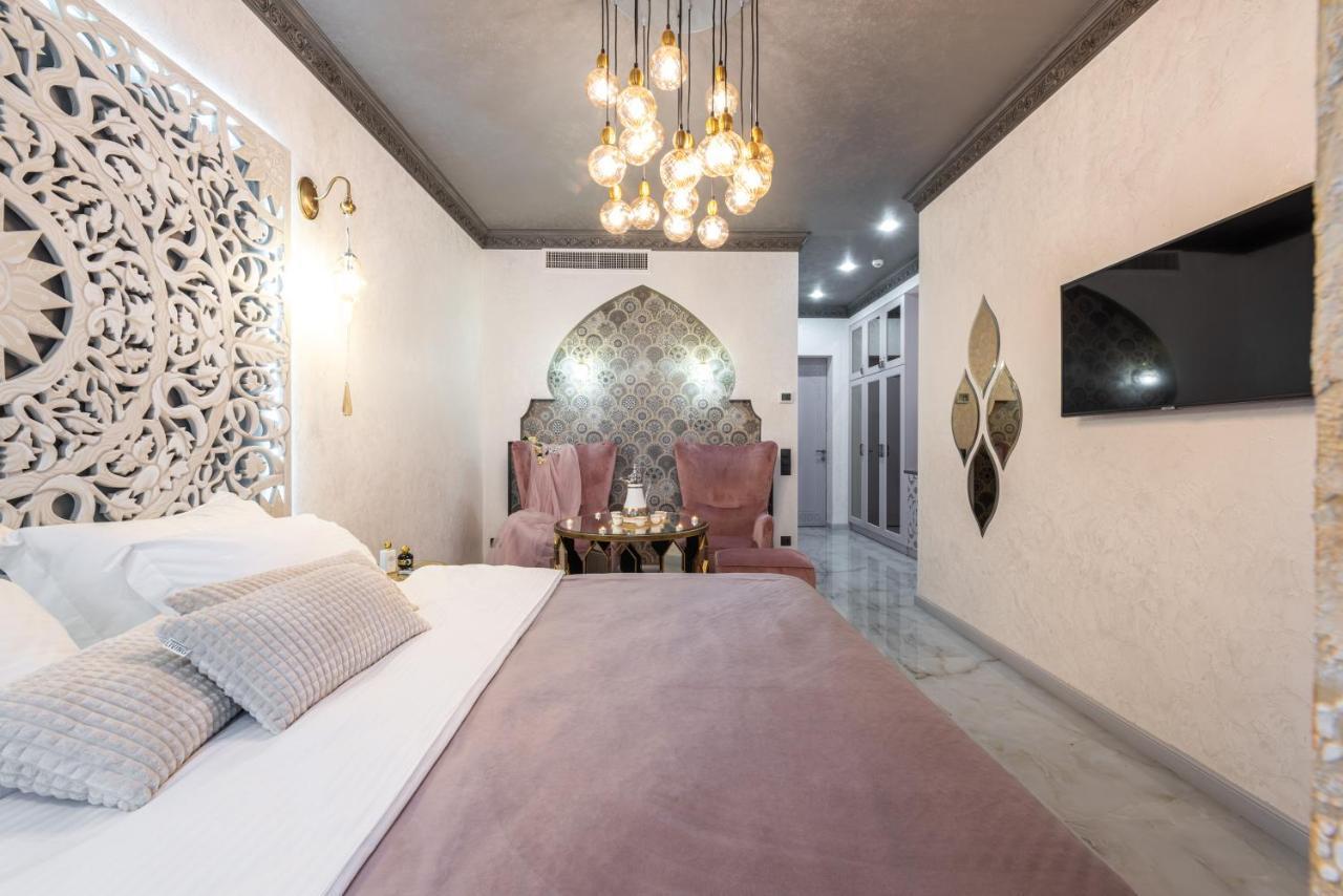Mr Grey Boutique Hotel Odessa Extérieur photo