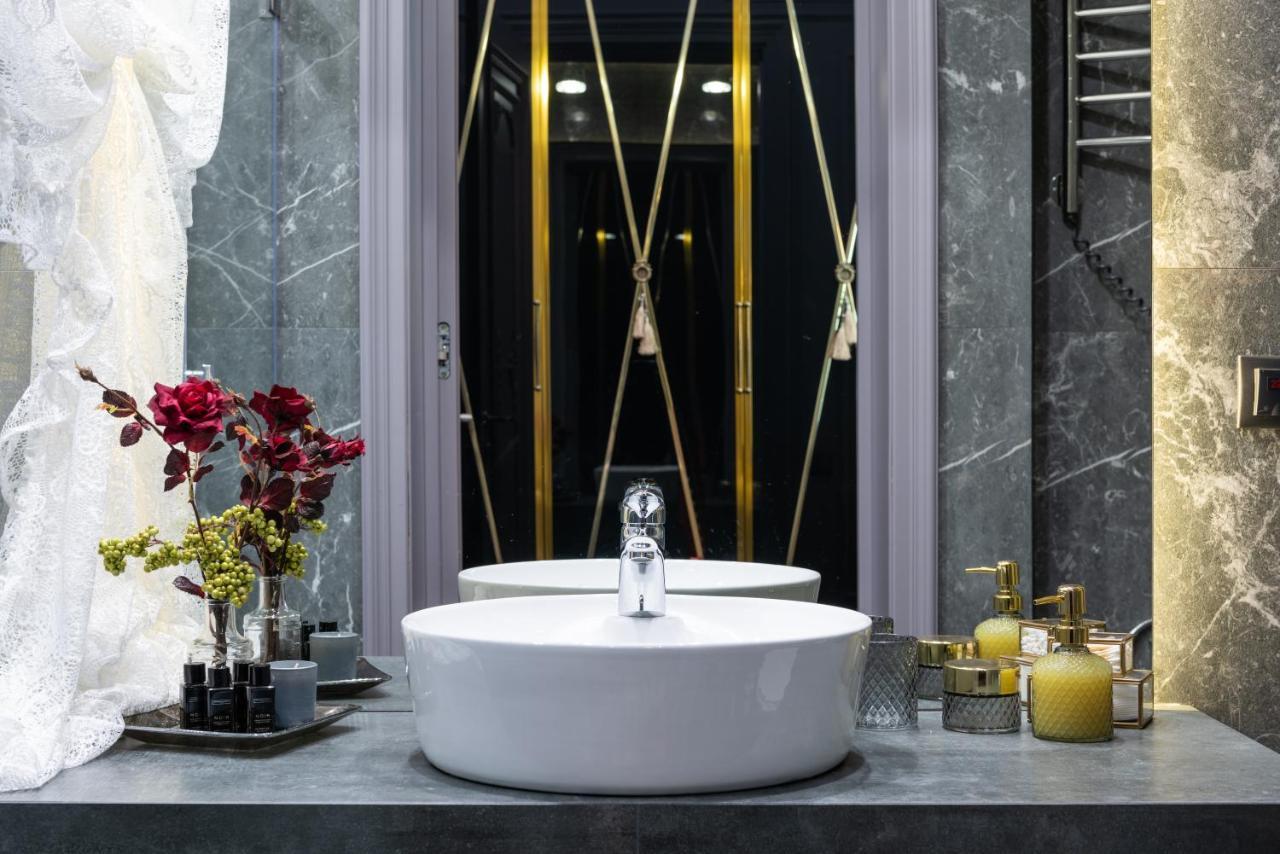Mr Grey Boutique Hotel Odessa Extérieur photo
