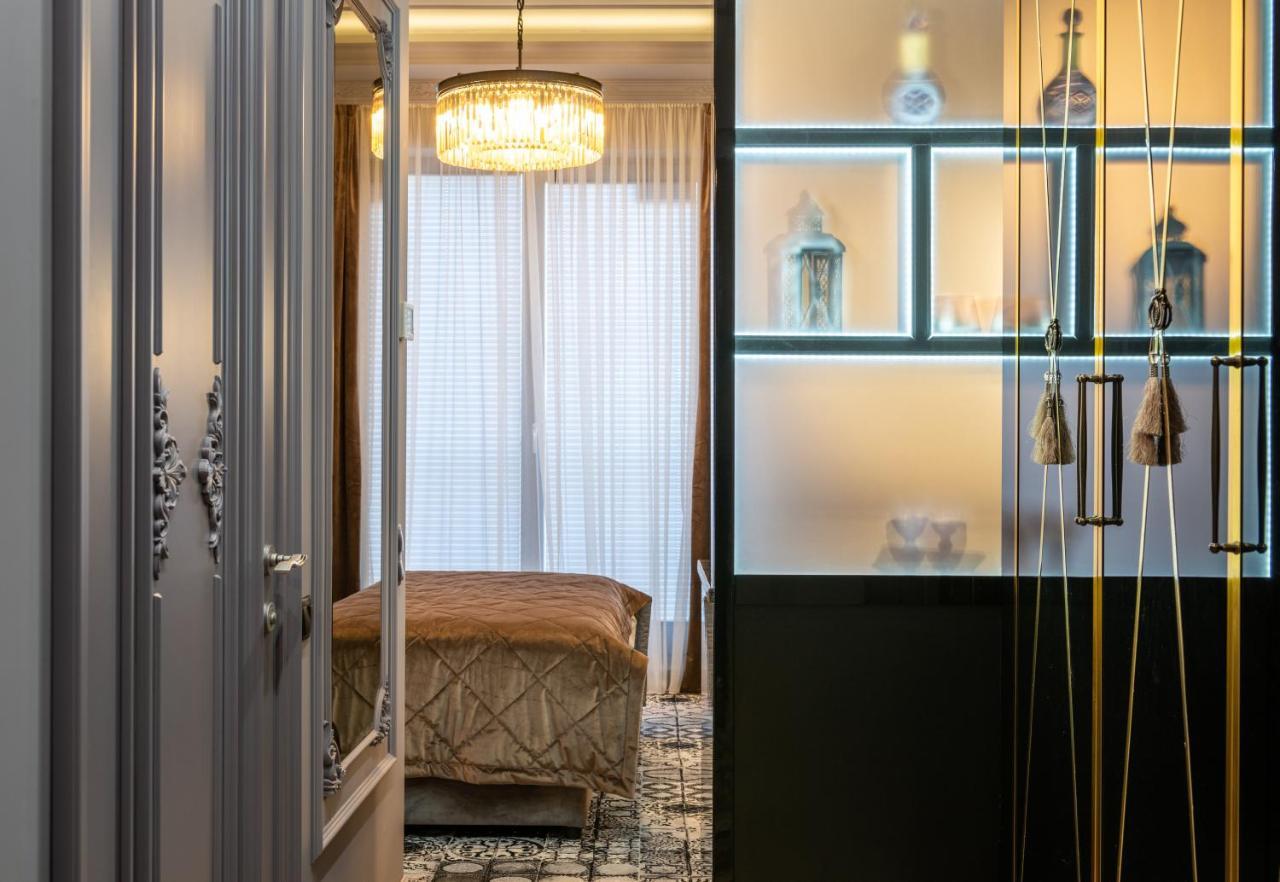 Mr Grey Boutique Hotel Odessa Extérieur photo