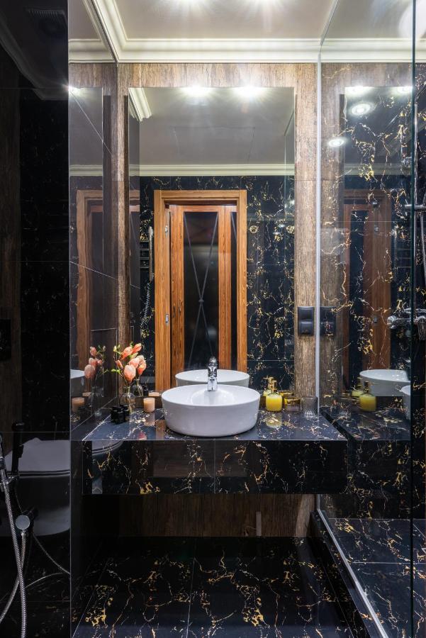 Mr Grey Boutique Hotel Odessa Extérieur photo