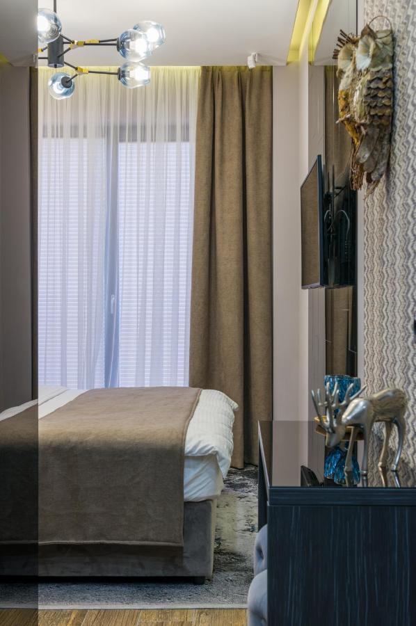Mr Grey Boutique Hotel Odessa Extérieur photo